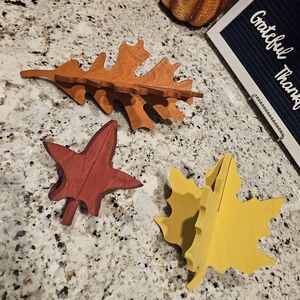Longaberger Wooden Leaf Accents - Yellow, Red, Orange